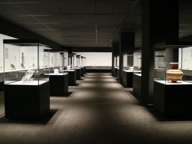 Idemitsu Museum of Arts, Moji